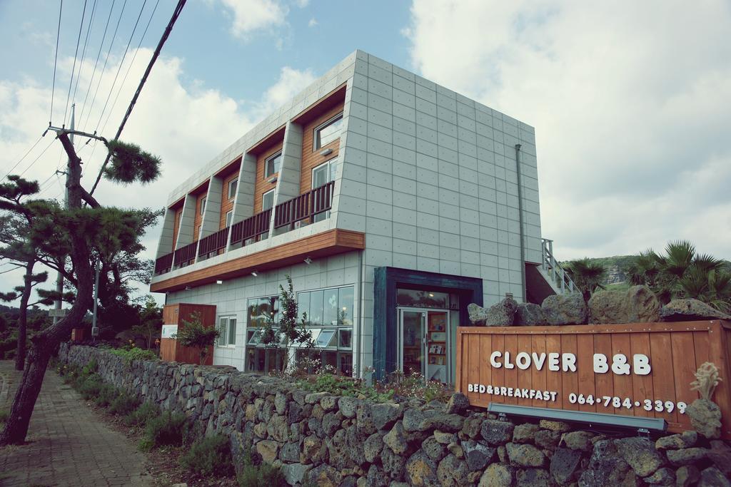 Clover B&B Seogwipo Eksteriør bilde